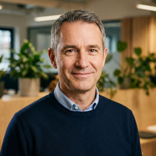 James Mitchell, Directeur Général de Ample Titrévane